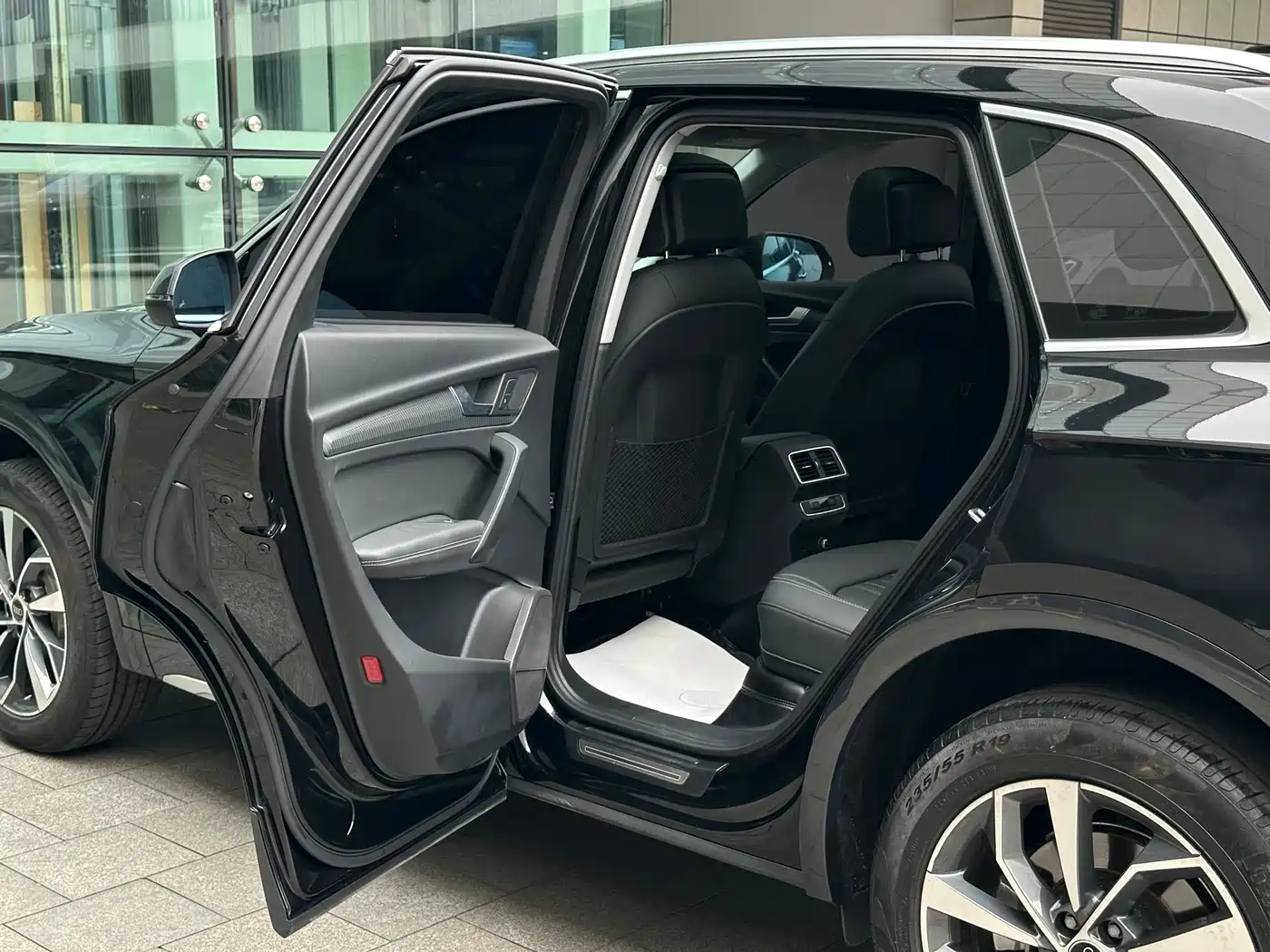 Audi Q5L 2023 40T Luxury Elegance фото 8