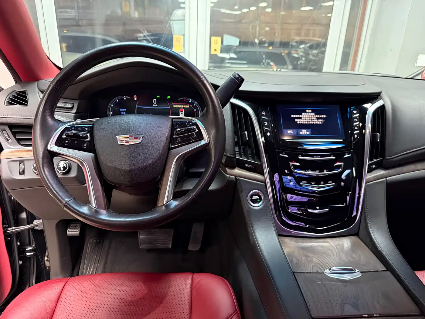 Cadillac Escalade 2017 6.2L ESV Platinum Extended фото 40
