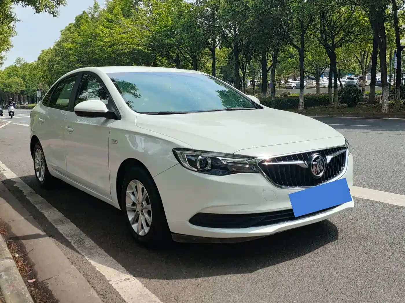 Buick Excelle 2018 15T DCT Progressive (China V) фото 3