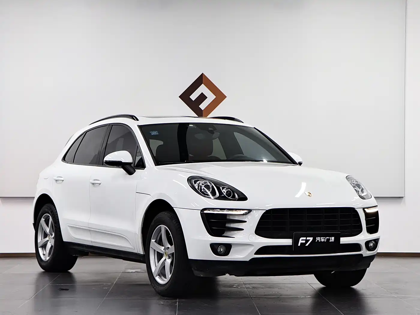 Porsche Macan 2017 Macan 2.0T фото 6