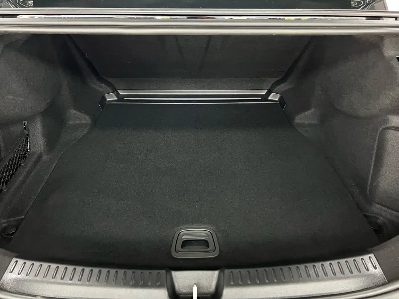 Mercedes-Benz E-Class 2025 E 300 L Luxury фото 25