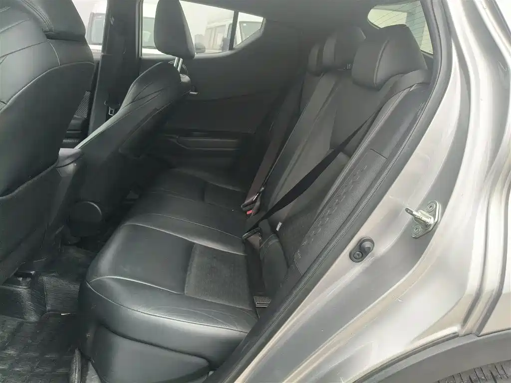 Toyota IZOA 2018 2.0L Speed Edition China VI фото 17