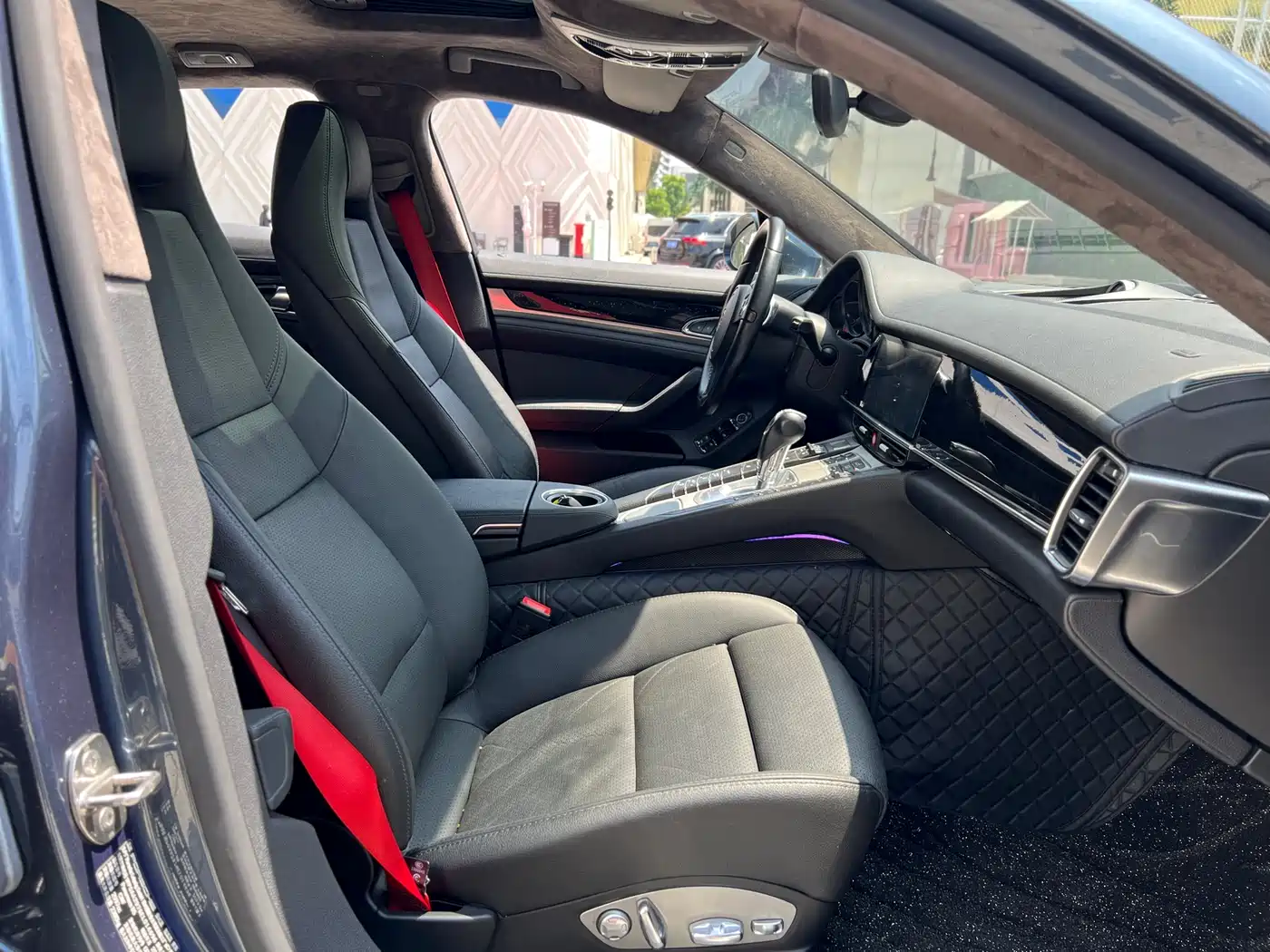Porsche Panamera 2014 Panamera 3.0T фото 11