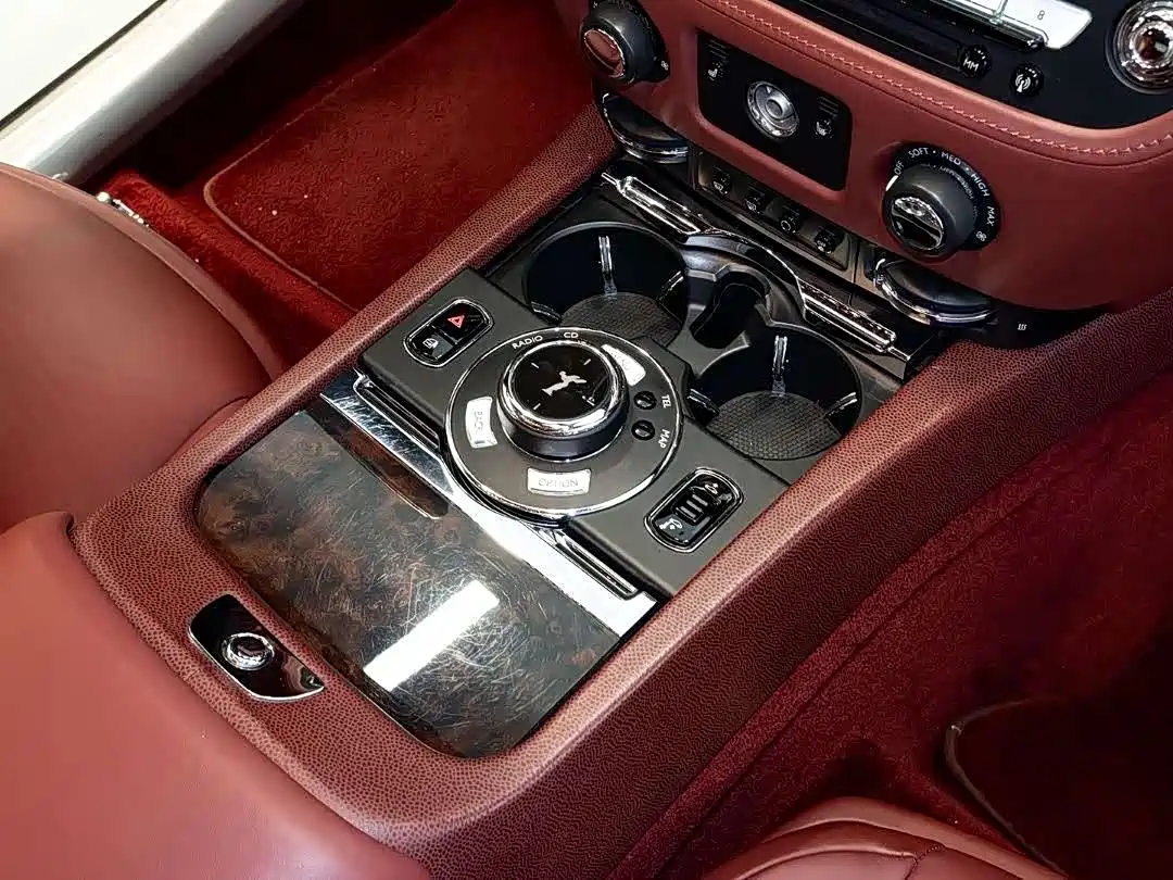Rolls-Royce Wraith 2015 2013 6.6T Standard