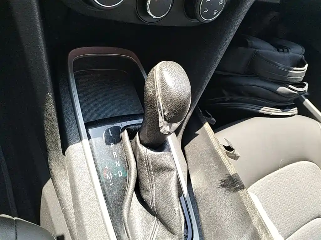 Chevrolet Cavalier 2016 1.5L Automatic Delight Edition фото 14