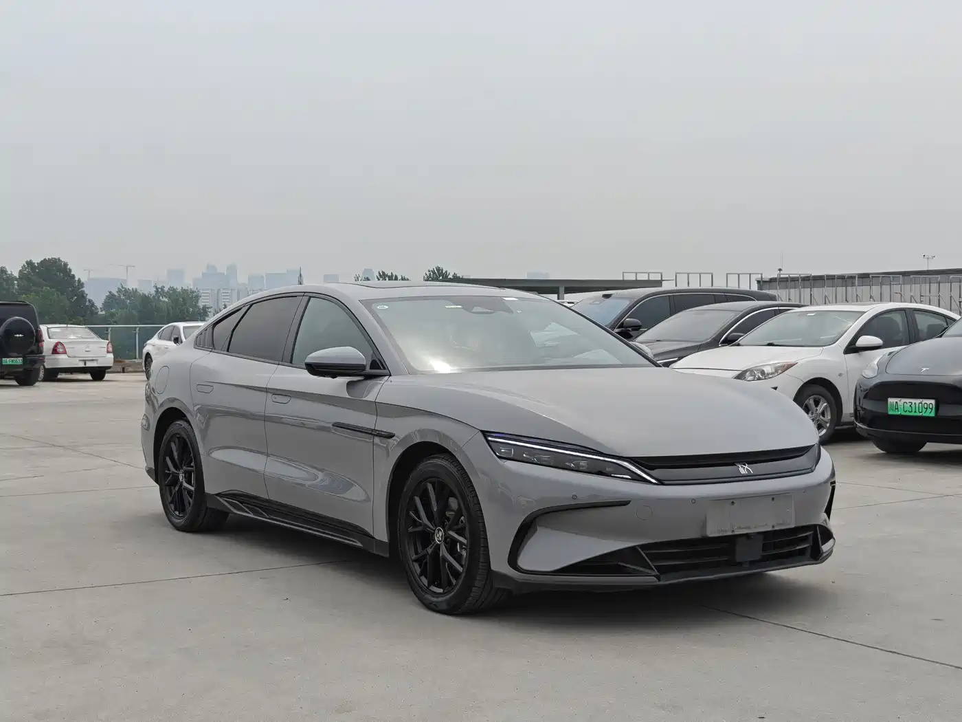 BYD Han 2025 DM-i 125KM Elite фото 3