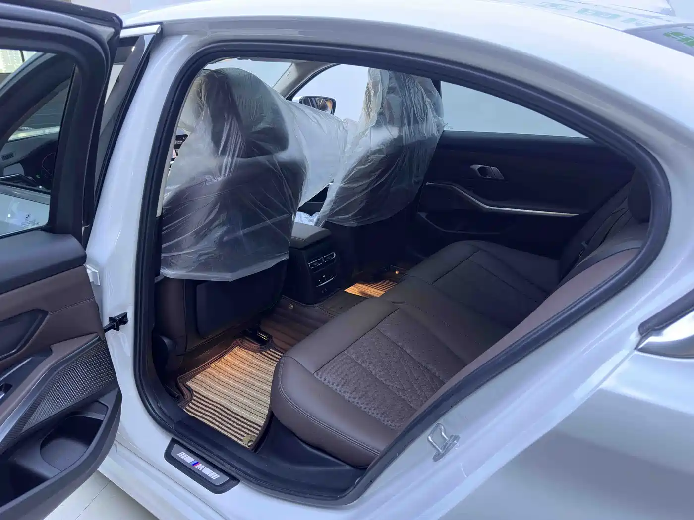 BMW 3 Series 2022 Facelift 320Li M Sport Package фото 14