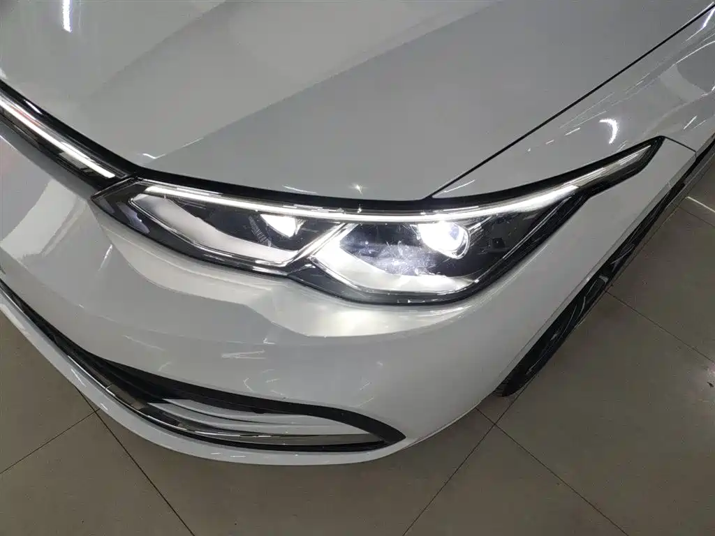 Volkswagen Golf 2021 280TSI DSG Pro фото 18