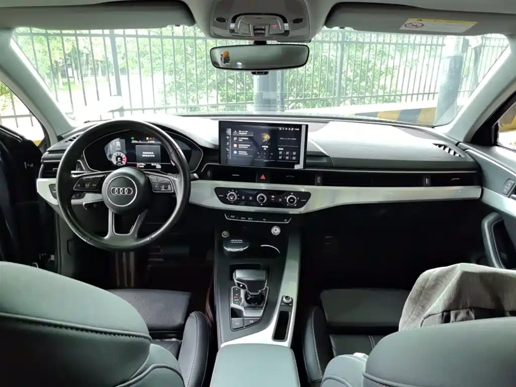 Audi A4L 2020 40 TFSI Fashion Dynamic Edition фото 13