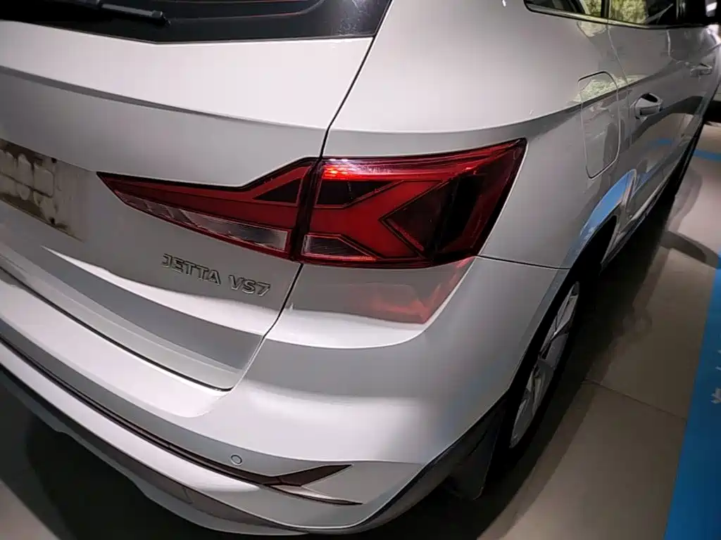 Фото 8 - Jetta VS7