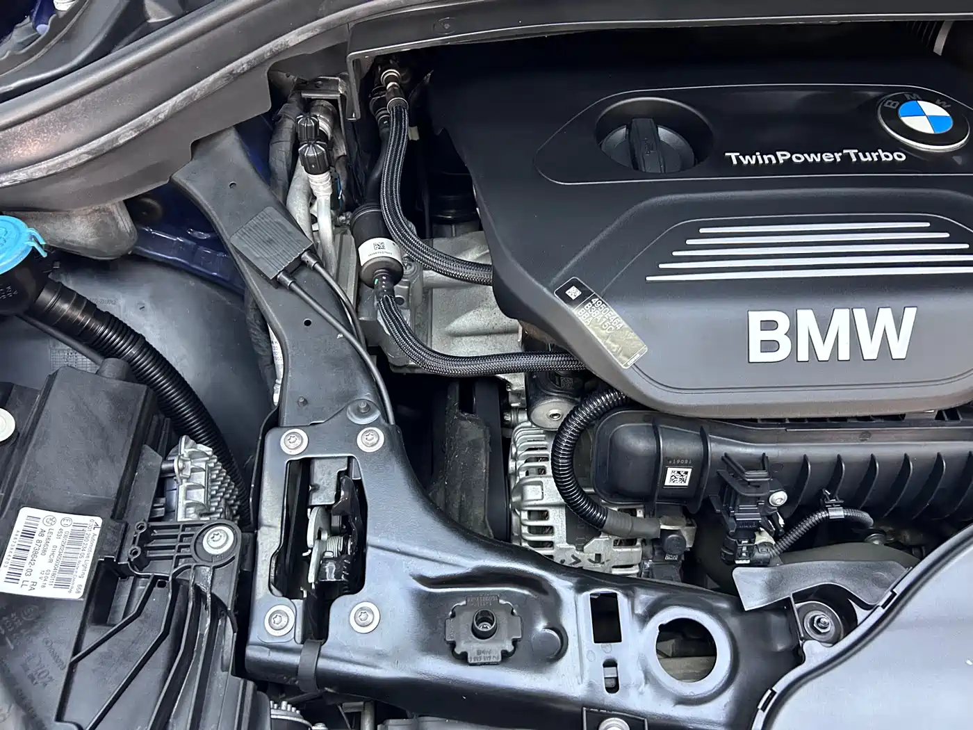 BMW 2 Series Touring 2018 218i Luxury Line фото 26