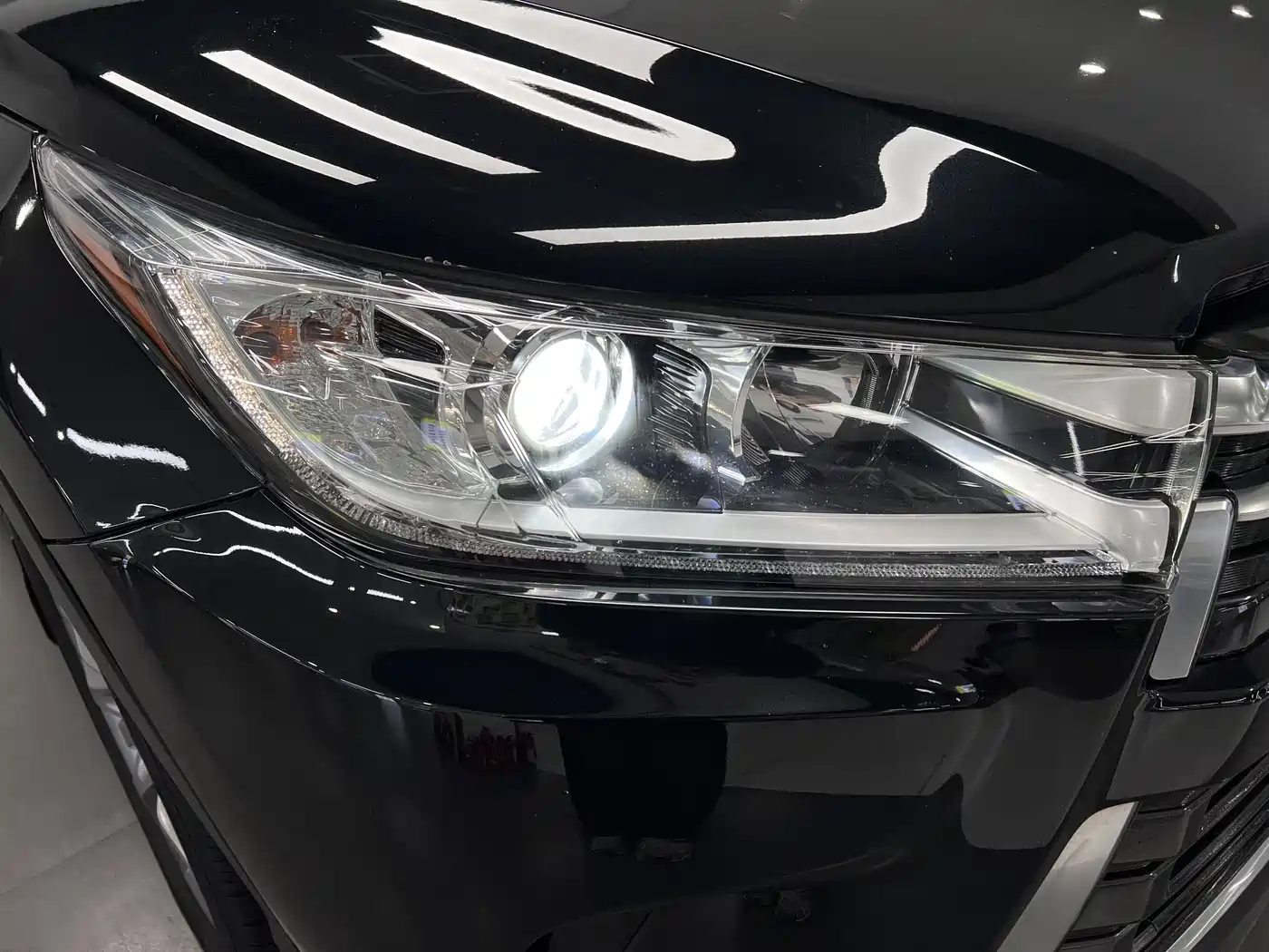 Toyota Highlander 2018 2.0T 4WD Premium 7-seater China VI фото 8