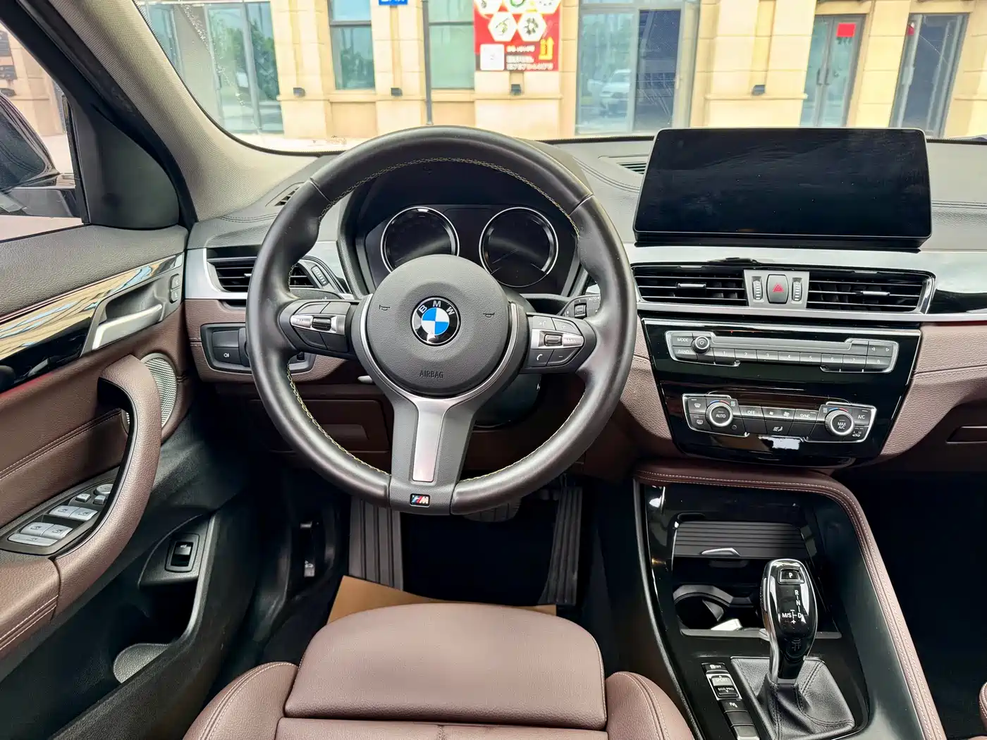 BMW X2 2023 sDrive25i M Sport Shadow Edition фото 6