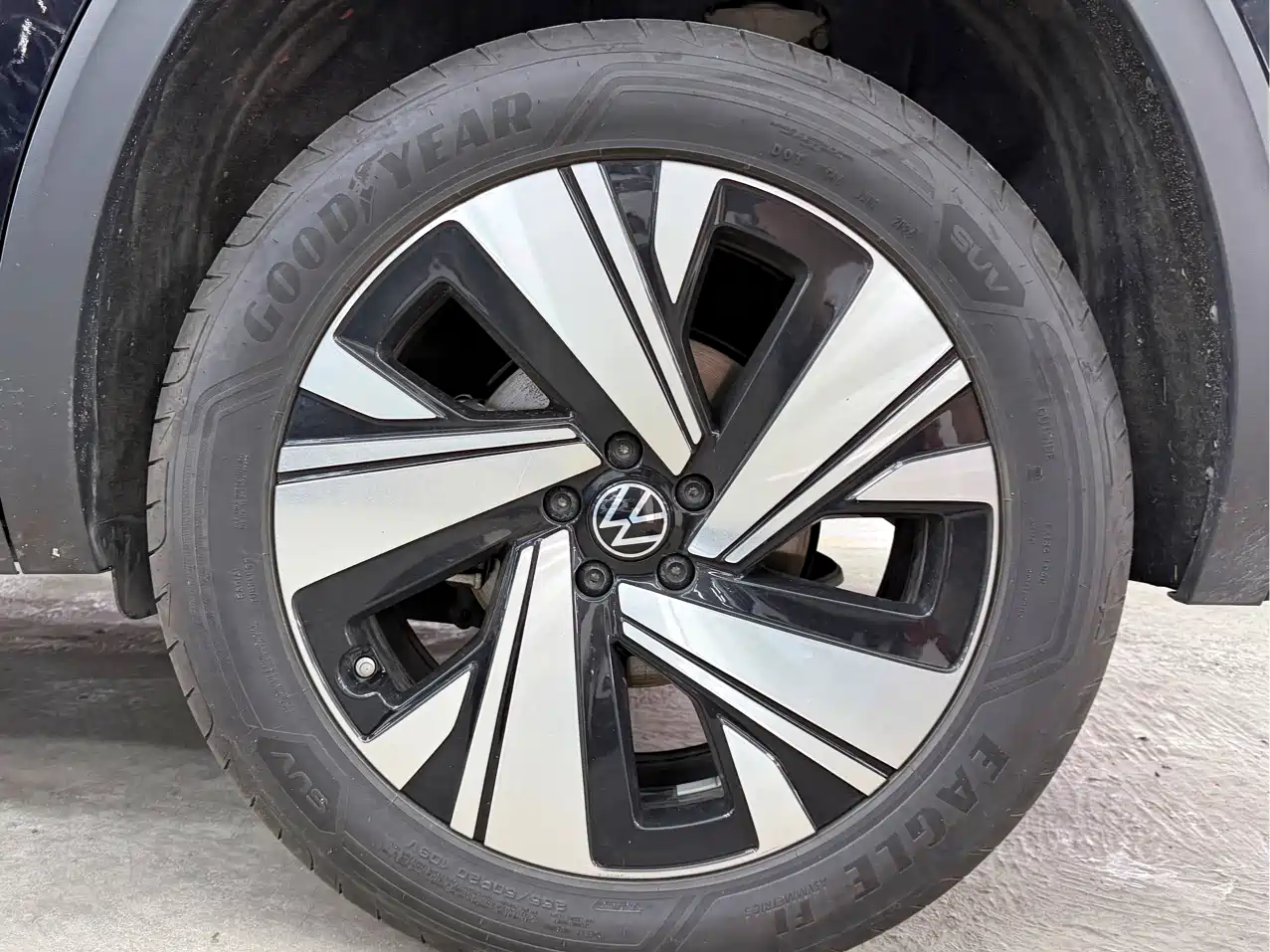Volkswagen Teramont 2024 380TSI 4WD Prestige Flagship Edition фото 11