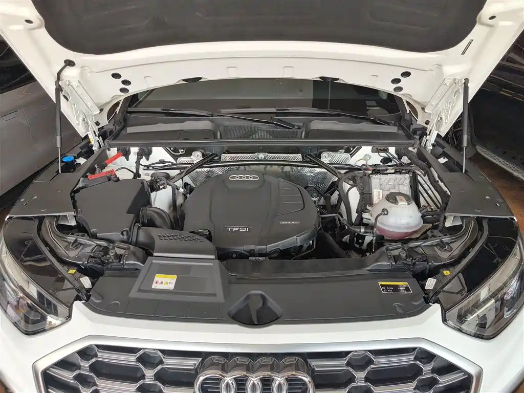 Audi Q5L 2022 Facelift 45T Luxury Dynamic фото 16