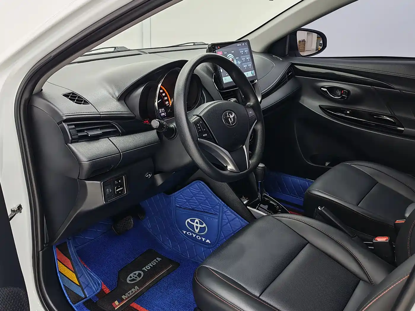 Toyota YARiS L Zhi Xuan 2022 Zhi Xuan X 1.5L CVT Luxury PLUS Edition фото 7