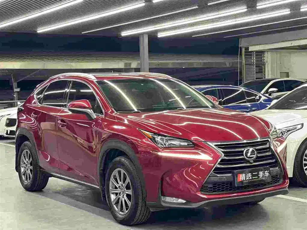 Фото 3 - Lexus NX