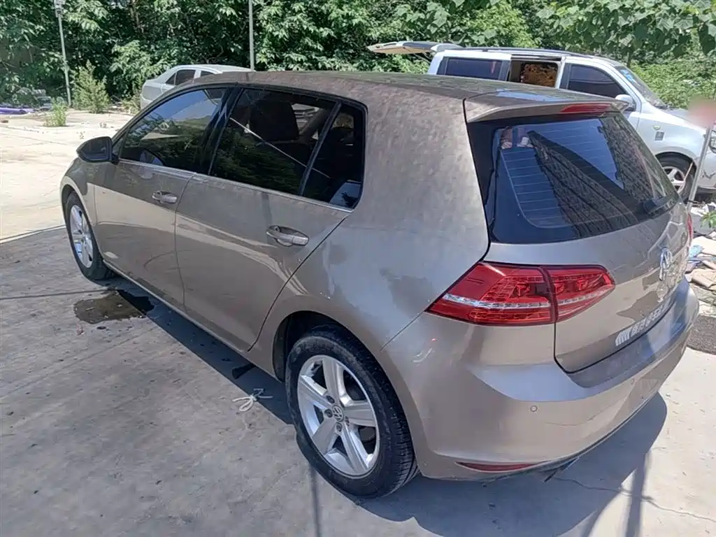 Volkswagen Golf 2015 1.4TSI Automatic Comfort фото 5