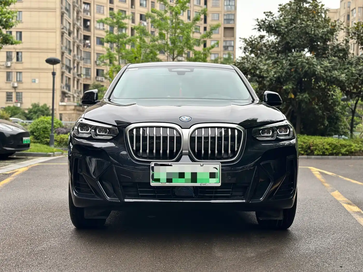 BMW iX3 2023 Leading Type фото 2