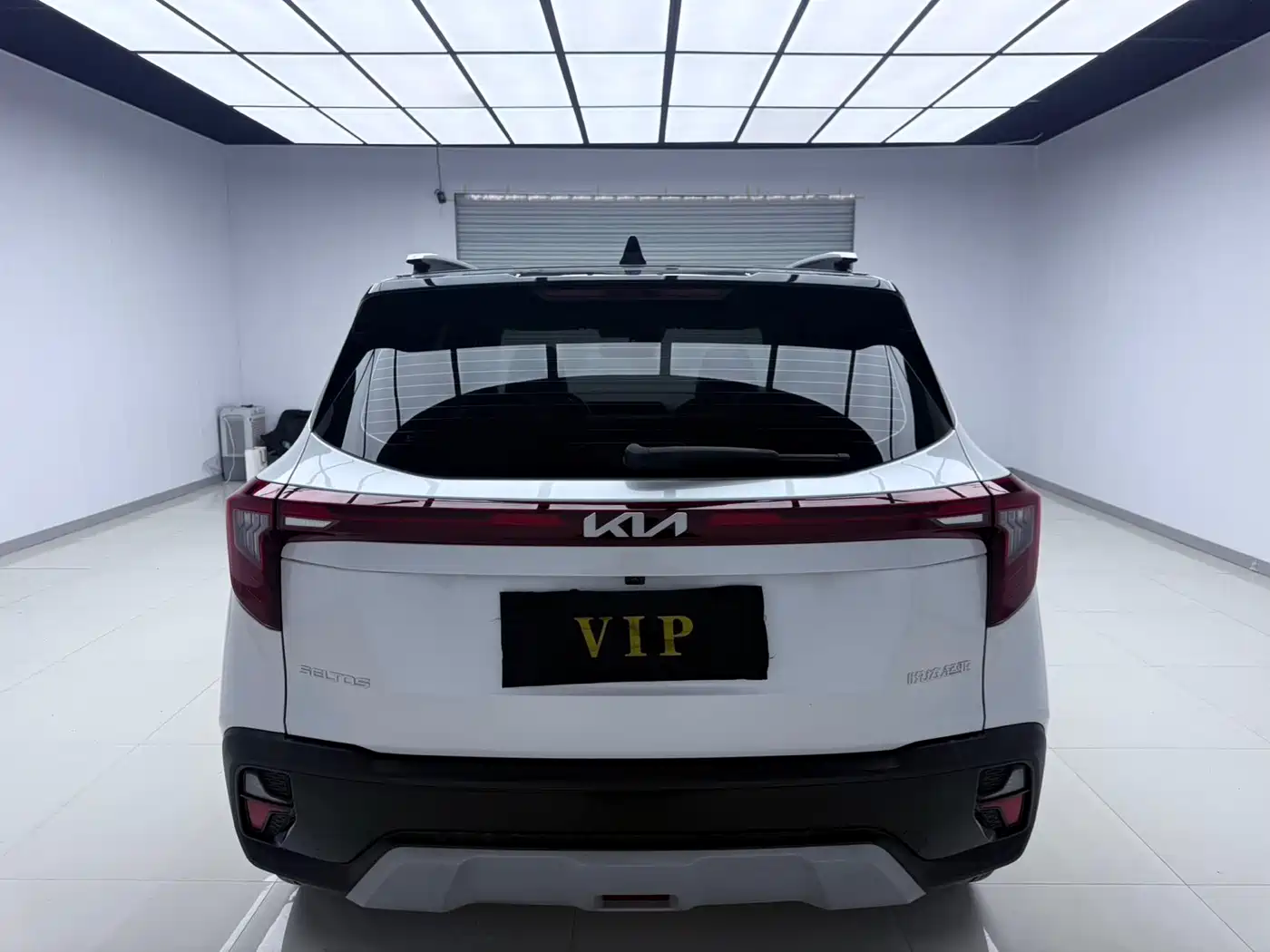 Kia Seltos 2023 1.5L CVT Premium Edition фото 4