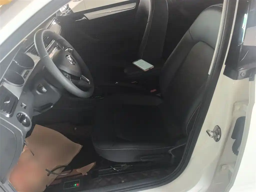 Škoda Rapid 2020 1.5L Automatic Comfort Edition фото 11