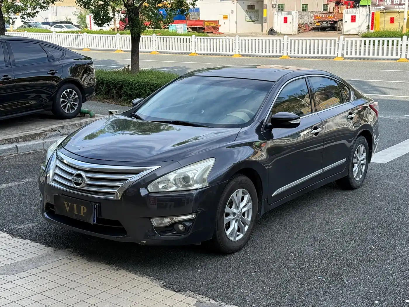 Фото 1 - Nissan Teana
