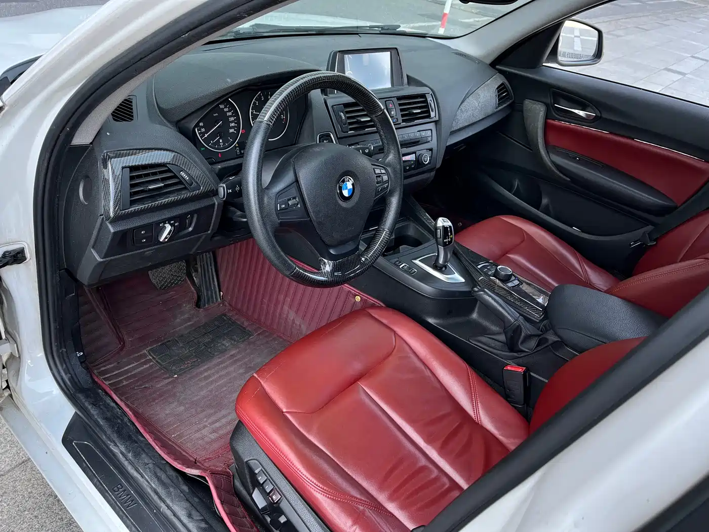 BMW 1 Series (Import) 2013 Facelift 118i Leading Model фото 13