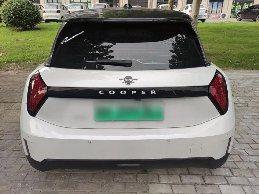 MINI Electric MINI COOPER 2024 2024 456km COOPER E Classic