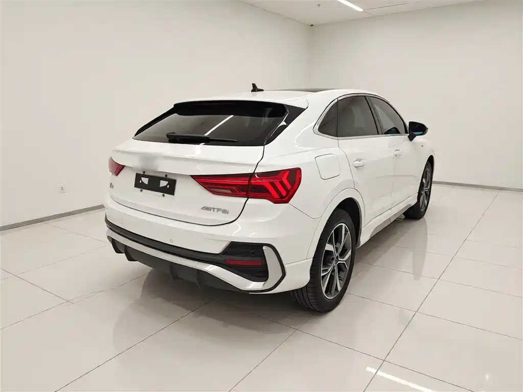 Audi Q3 Sportback 2020 40 TFSI Fashion фото 5