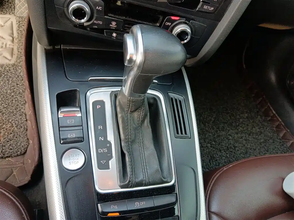 Audi A4L 2015 35 TFSI Auto Standard фото 10