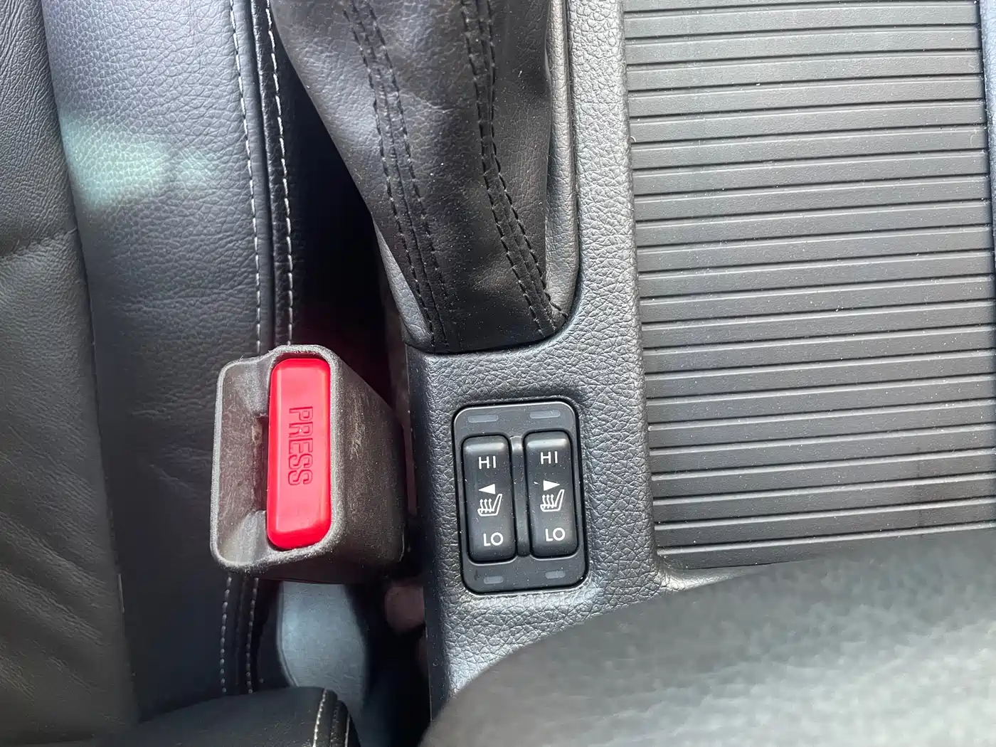 Subaru XV 2012 2.0i Luxury Edition фото 11
