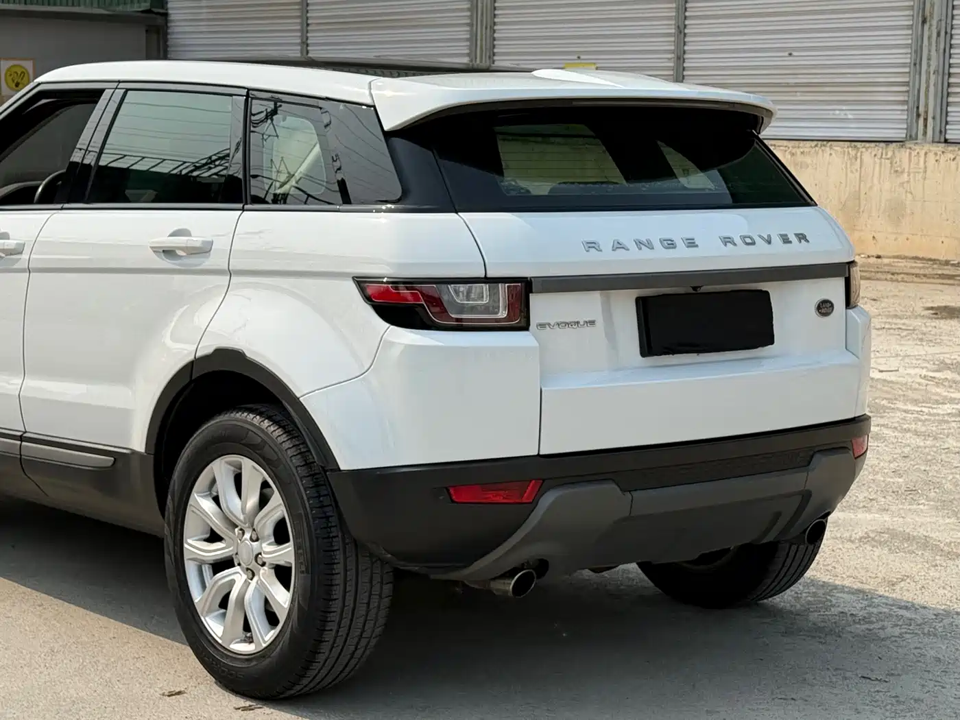 Land Rover Range Rover Evoque 2016 2.0T PURE Style фото 7