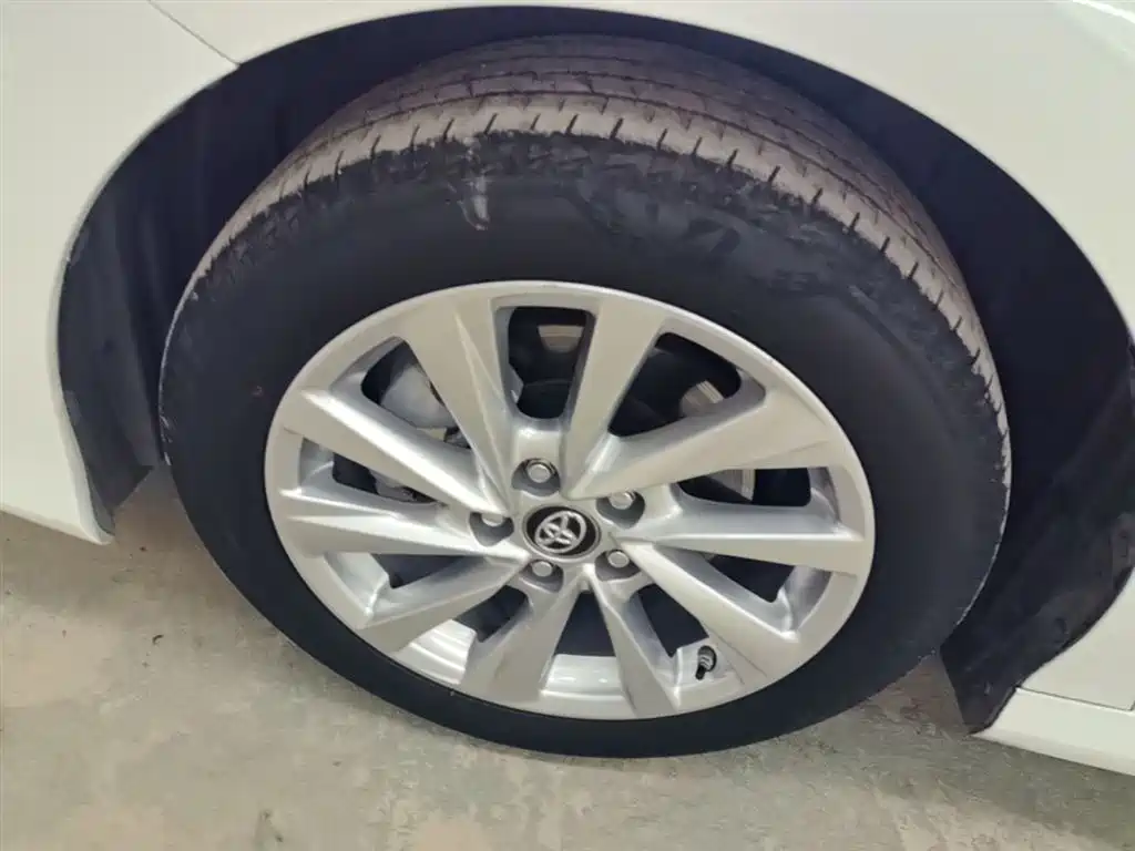 Toyota Camry 2021 2.0G Luxury Edition фото 23