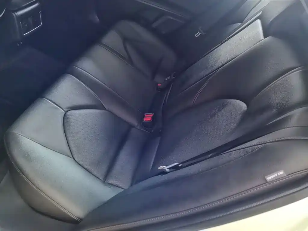 Toyota Camry 2021 2.0G Luxury Edition фото 17