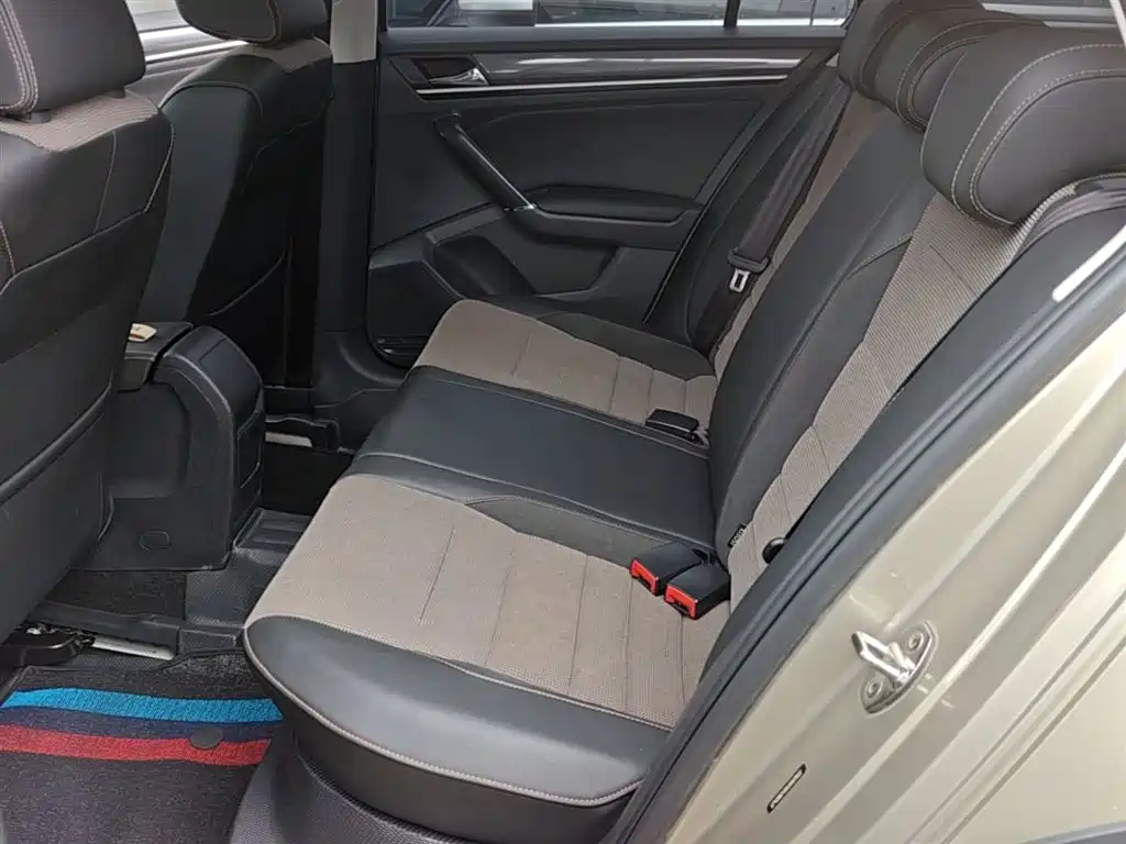 Volkswagen C-TREK 2018 1.5L Automatic Comfort фото 17