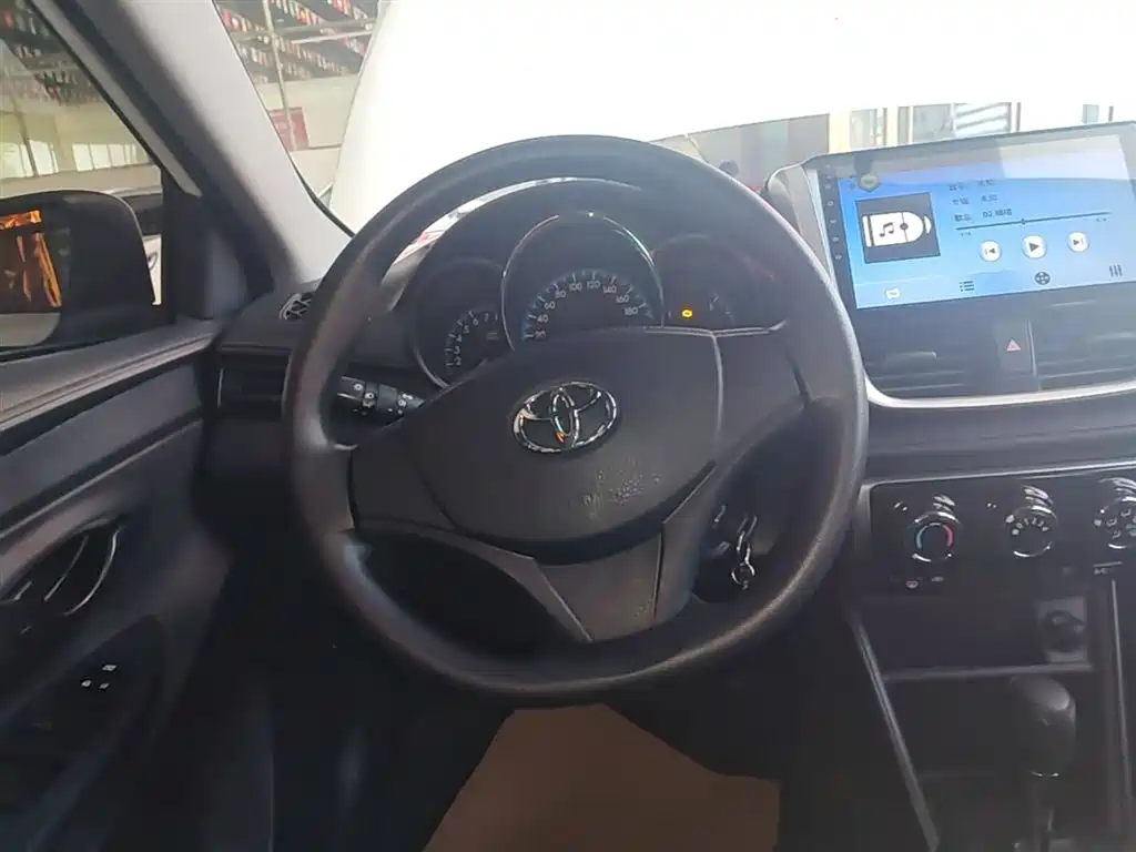 Toyota Vios FS 2017 1.5L CVT Fengchi Edition фото 11