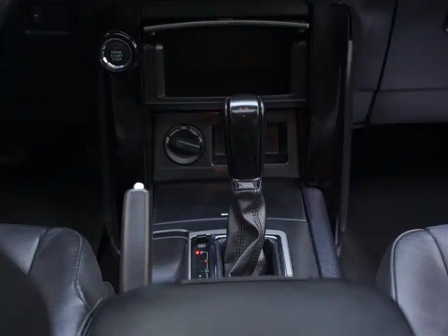 Toyota Prado 2016 2.7L Auto Luxury Edition фото 23