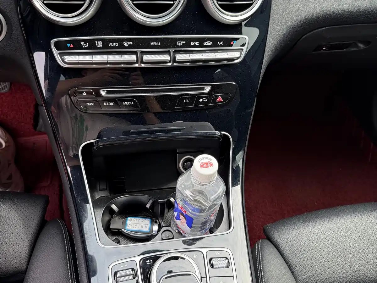 Mercedes-Benz GLC 2016 GLC 200 4MATIC фото 9