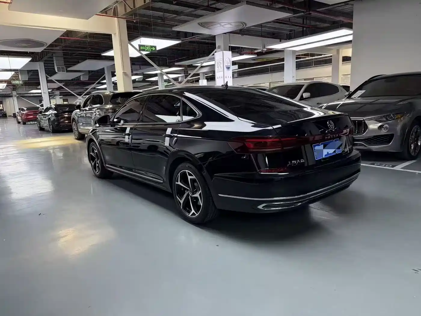 Volkswagen Passat 2024 380TSI Starlight Dragon Soaring Edition фото 14