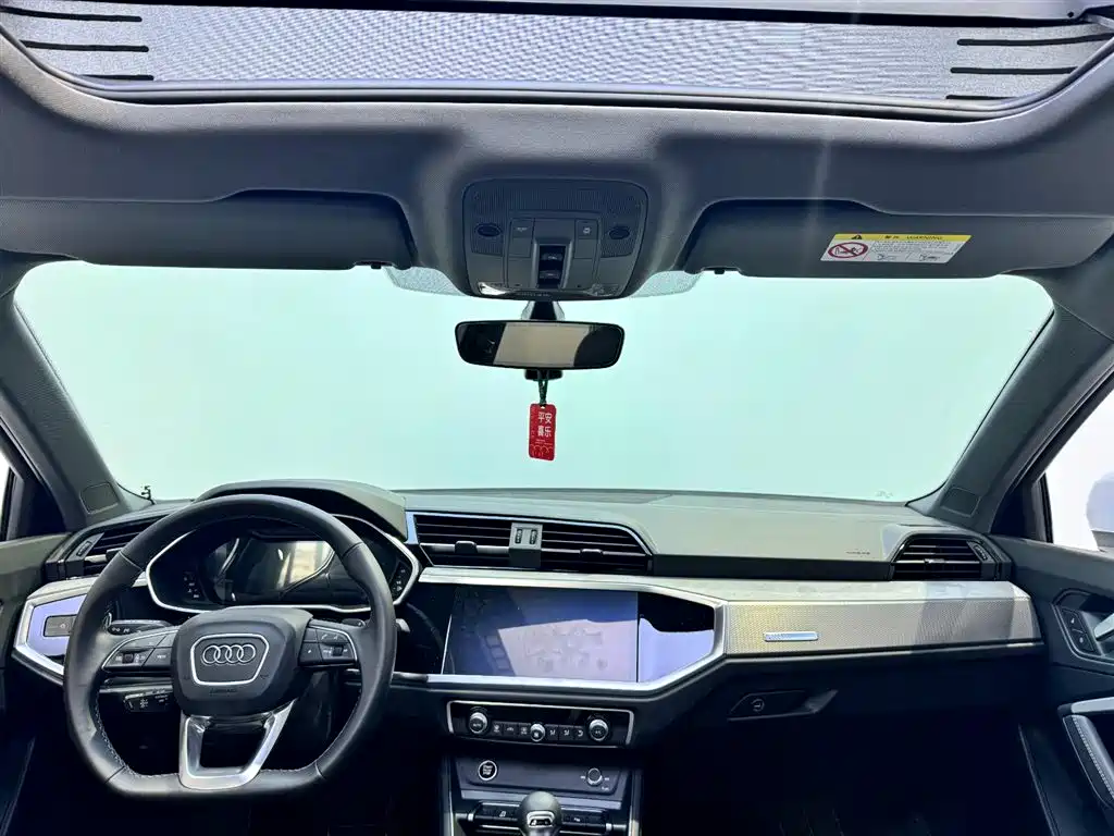 Audi Q3 2024 35 TFSI Fashion Sport фото 7