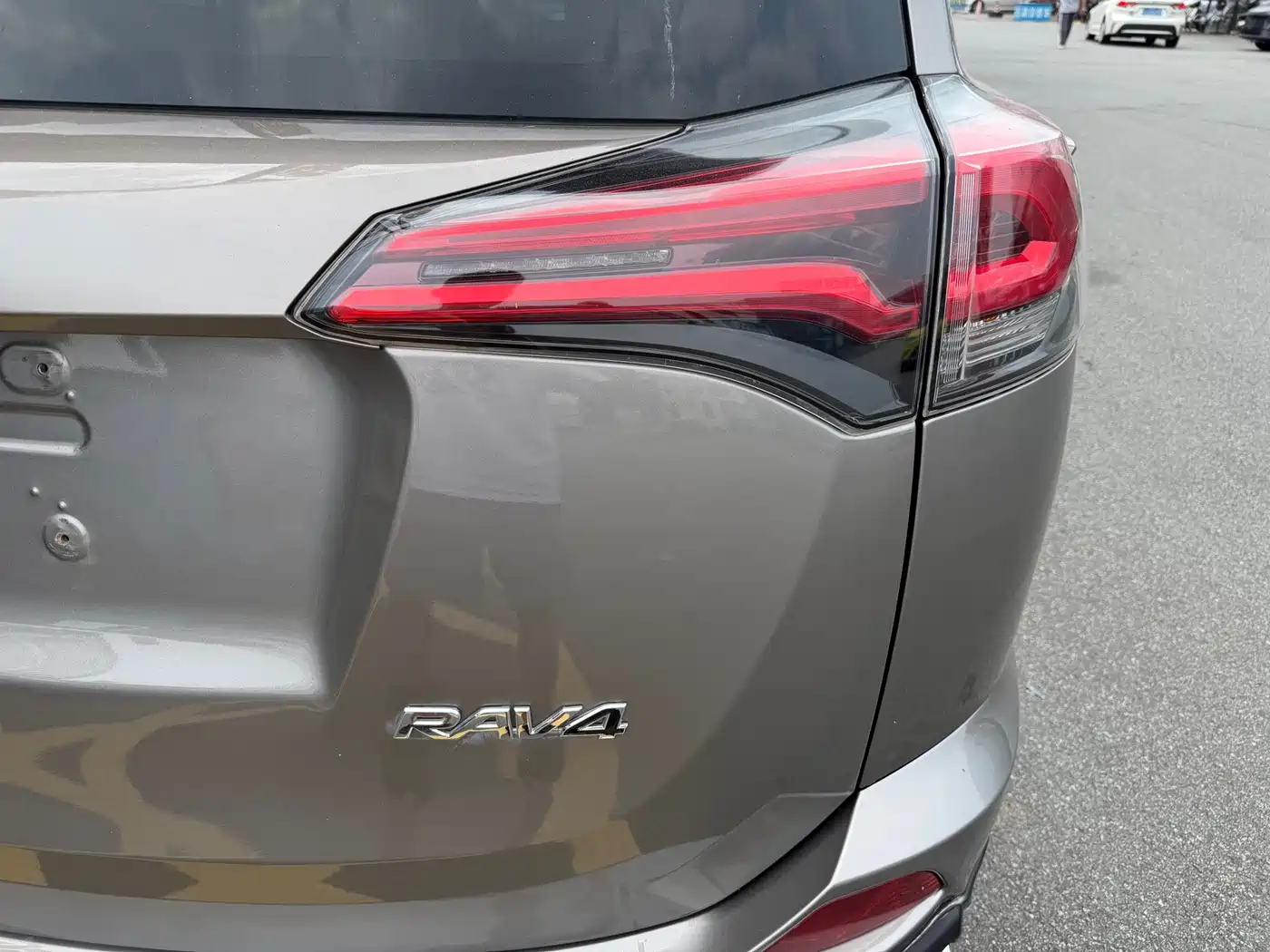 Toyota RAV4 Rongfang 2018 2.0L CVT 2WD Trend X Edition фото 10