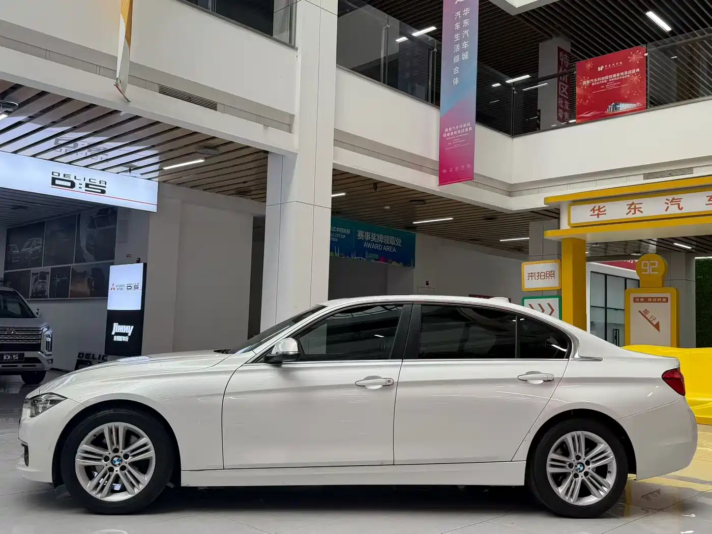 BMW 3 Series 2017 320Li Fashion фото 5