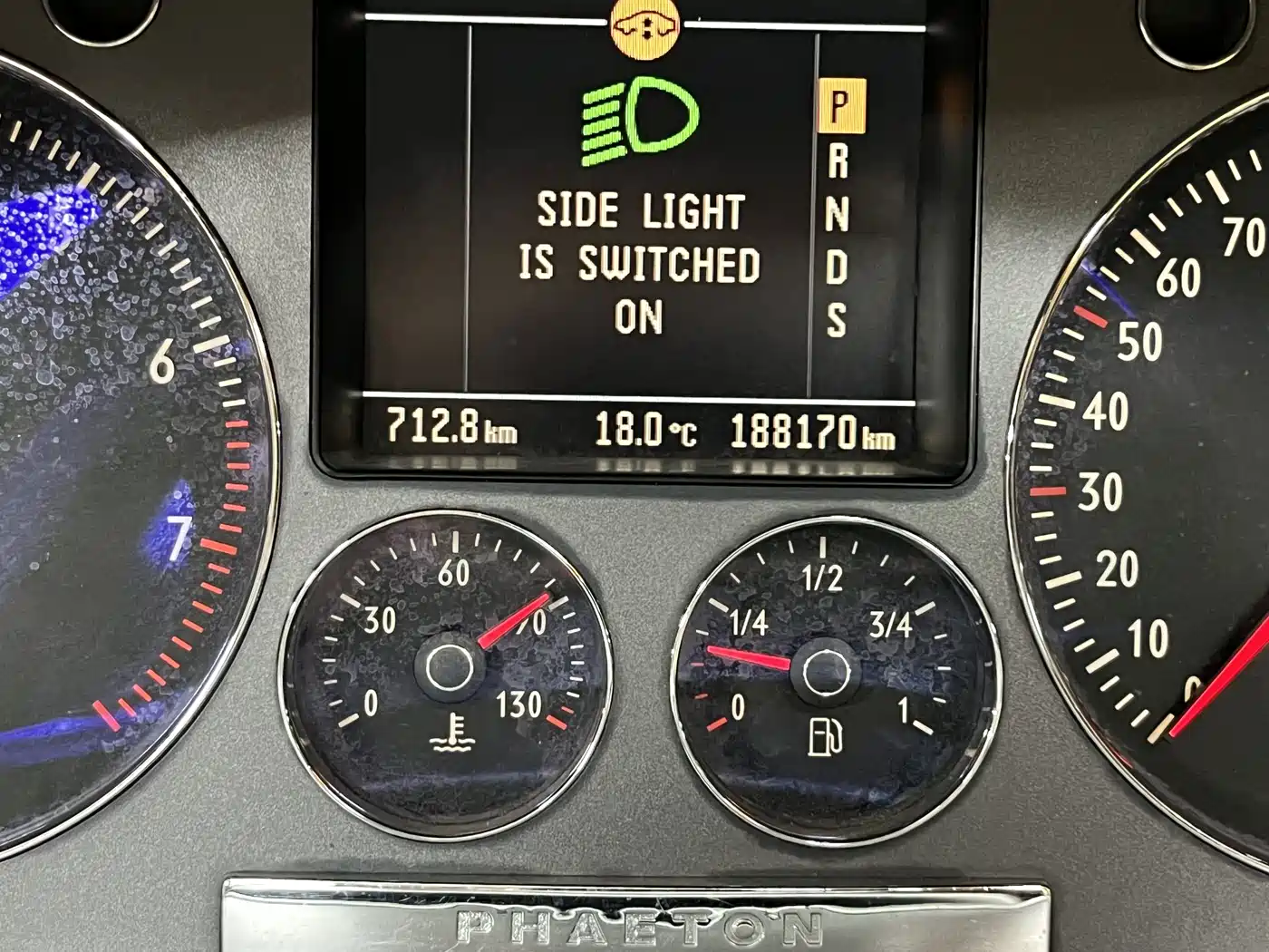 Volkswagen Phaeton 2007 Model 3.2L V6 5-Seat Base фото 14