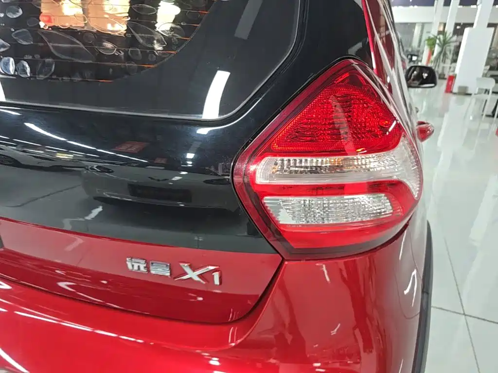 Geely Yuanjing X1 2018 2017 1.3L Auto Player Edition