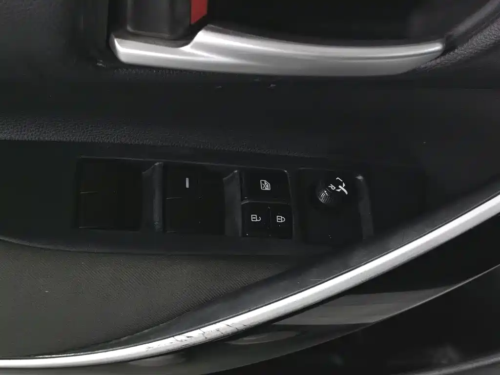 Toyota Corolla 2023 1.8L Smart Hybrid Dual Engine Pioneer Edition фото 9
