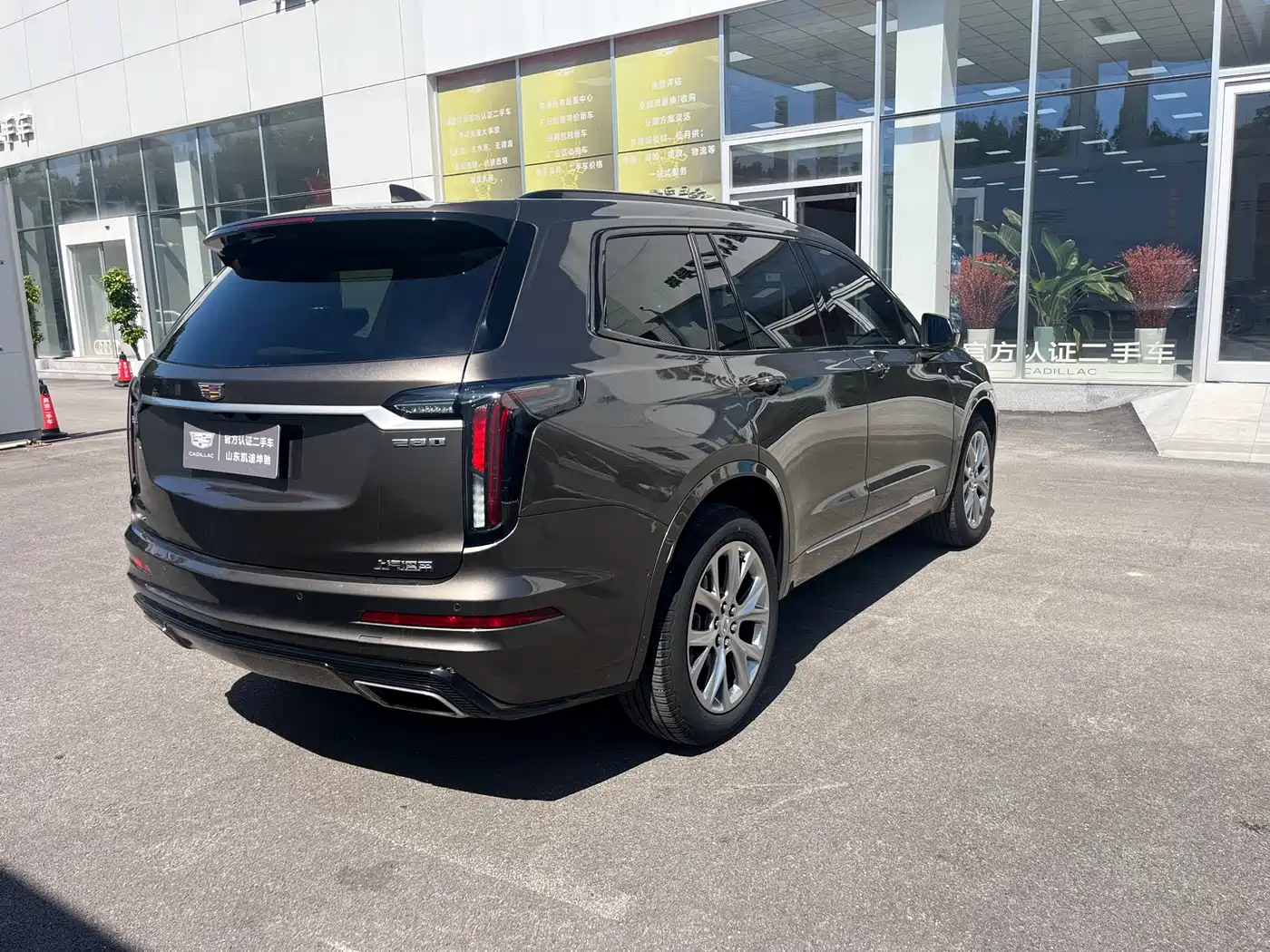 Cadillac XT6 2020 28T 6-Seater AWD Platinum Sport Edition фото 15