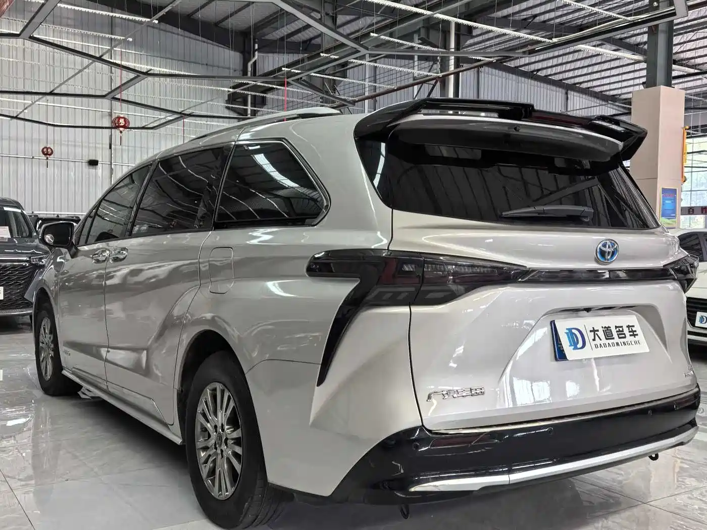 Toyota Sienna 2021 2.5L Hybrid Comfort Edition фото 4