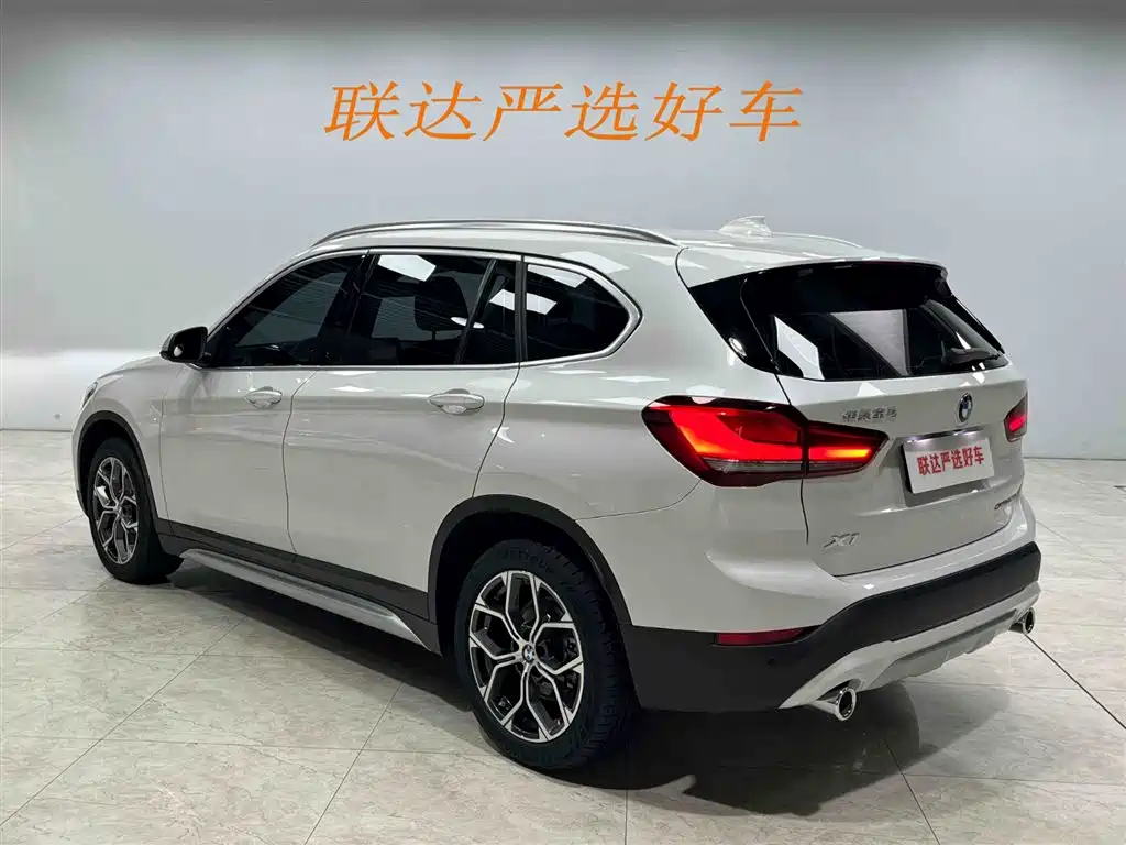 BMW X1 2022 sDrive20Li Fashion фото 25