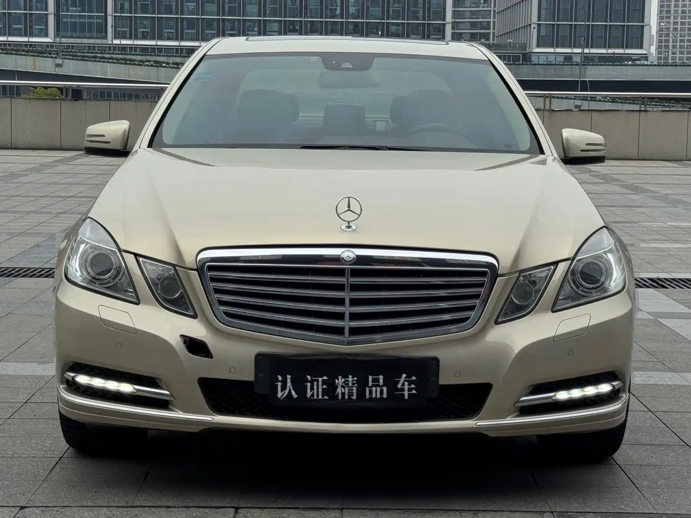 Mercedes-Benz E-Class 2011 E 200 L CGI Elegance фото 2