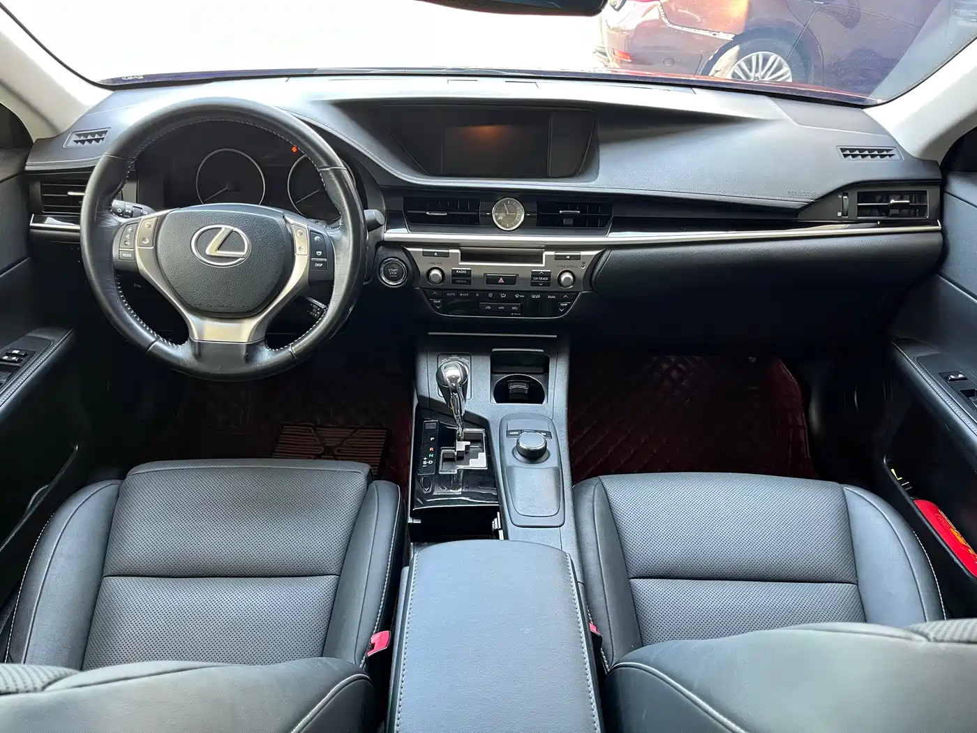 Lexus ES 2013 250 Elite Edition фото 13